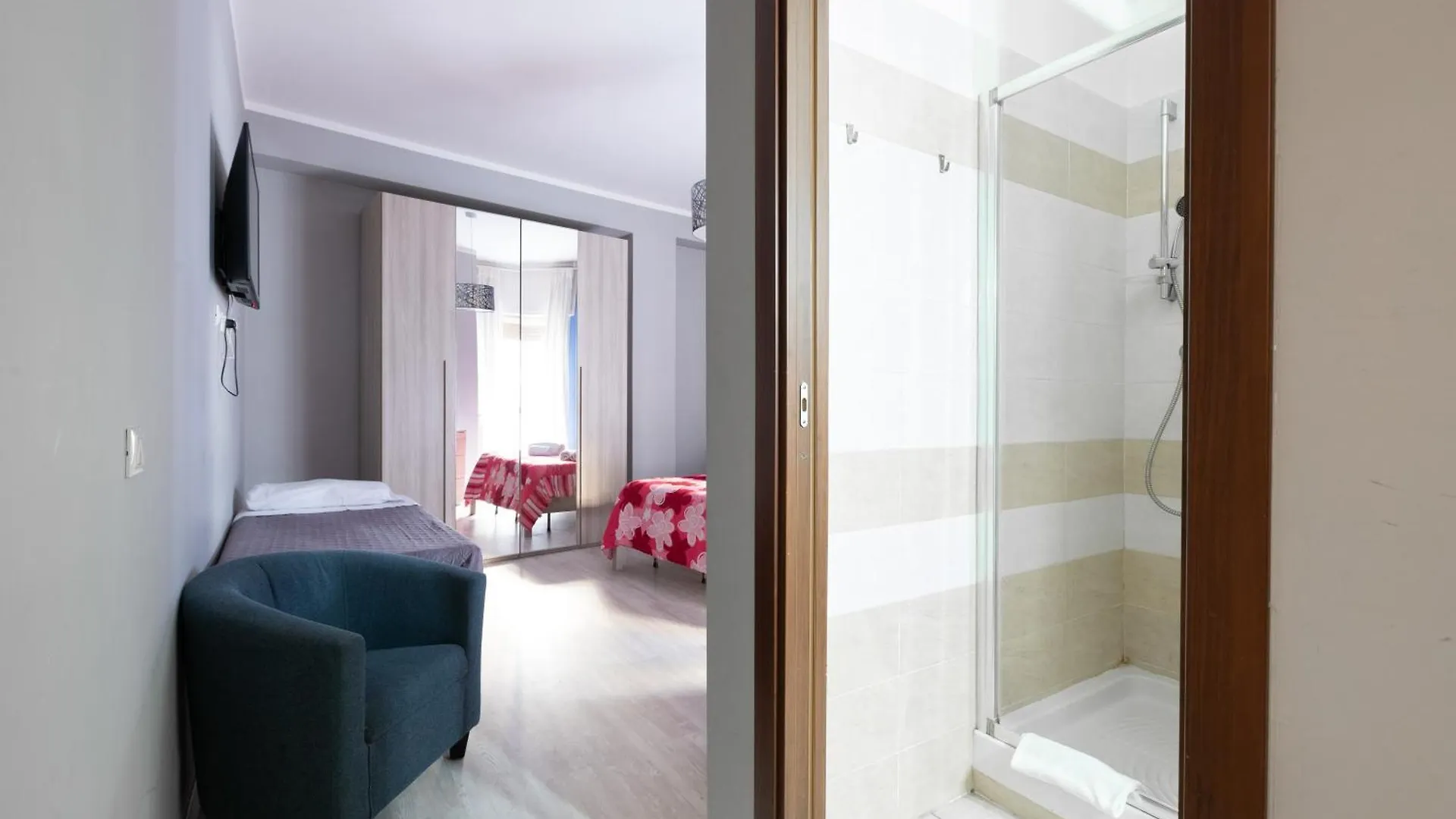 Guest house Affittacamere Alpino 76 Rome