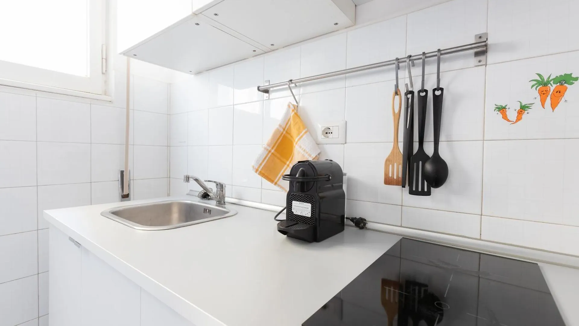 Guest house Affittacamere Alpino 76 Rome Italy